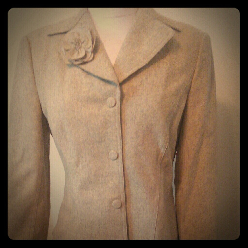 2 pc cashmere/wool suit